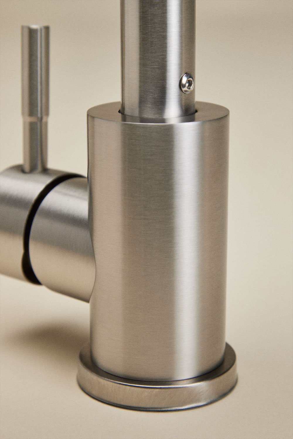 Rubinetto da cucina per esterni con beccuccio alto in acciaio inox Rintran, immagine della galleria 5