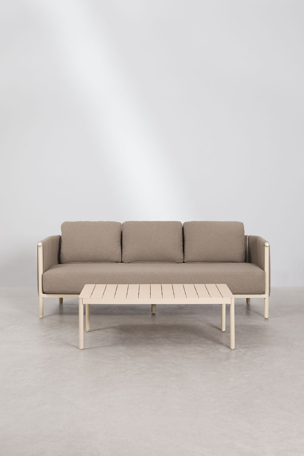 Set da giardino con divano 3 posti in bouclé e tavolino in alluminio Boleni, immagine della galleria 1