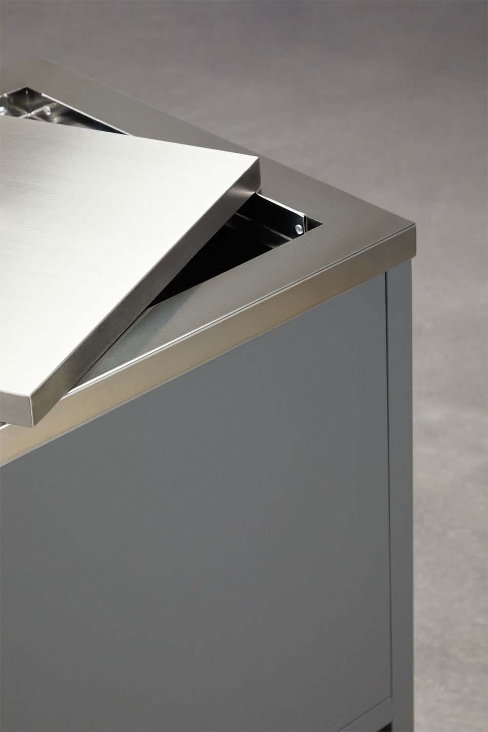 Modulo angolare di stoccaggio per cucina modulare da esterno in acciaio Savona, immagine della galleria 7