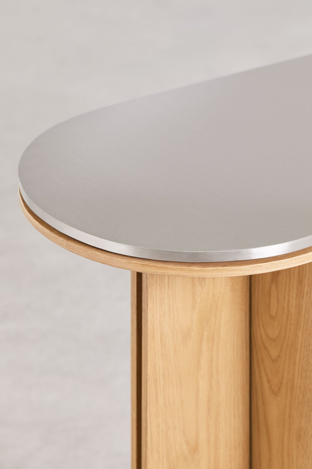 Consolle ingresso ovale 120x40 cm in impiallacciatura di rovere e acciaio inossidabile Lindina, immagine della galleria 5