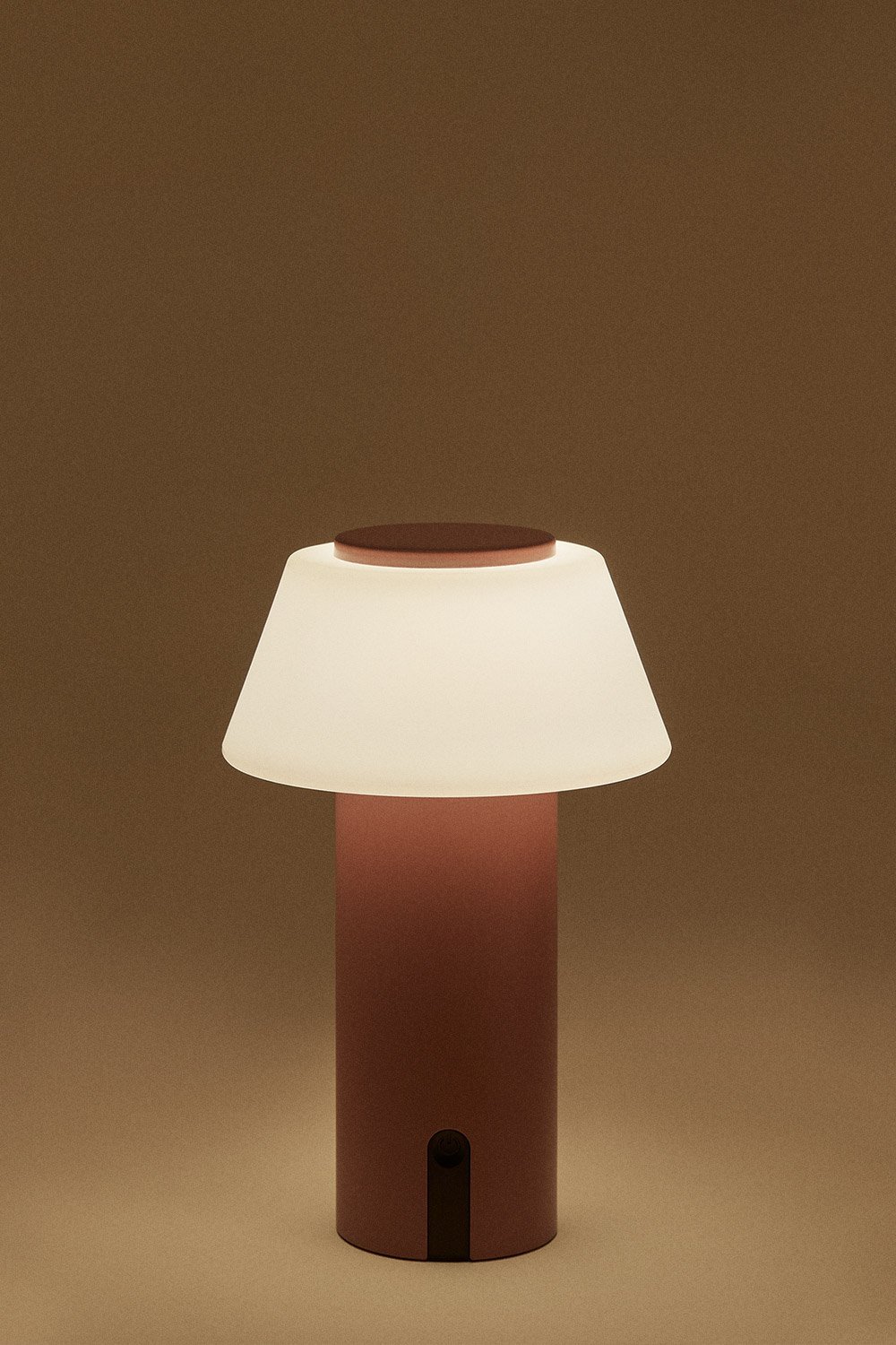 Lampada da tavolo LED wireless in ferro Socotra, immagine della galleria 2