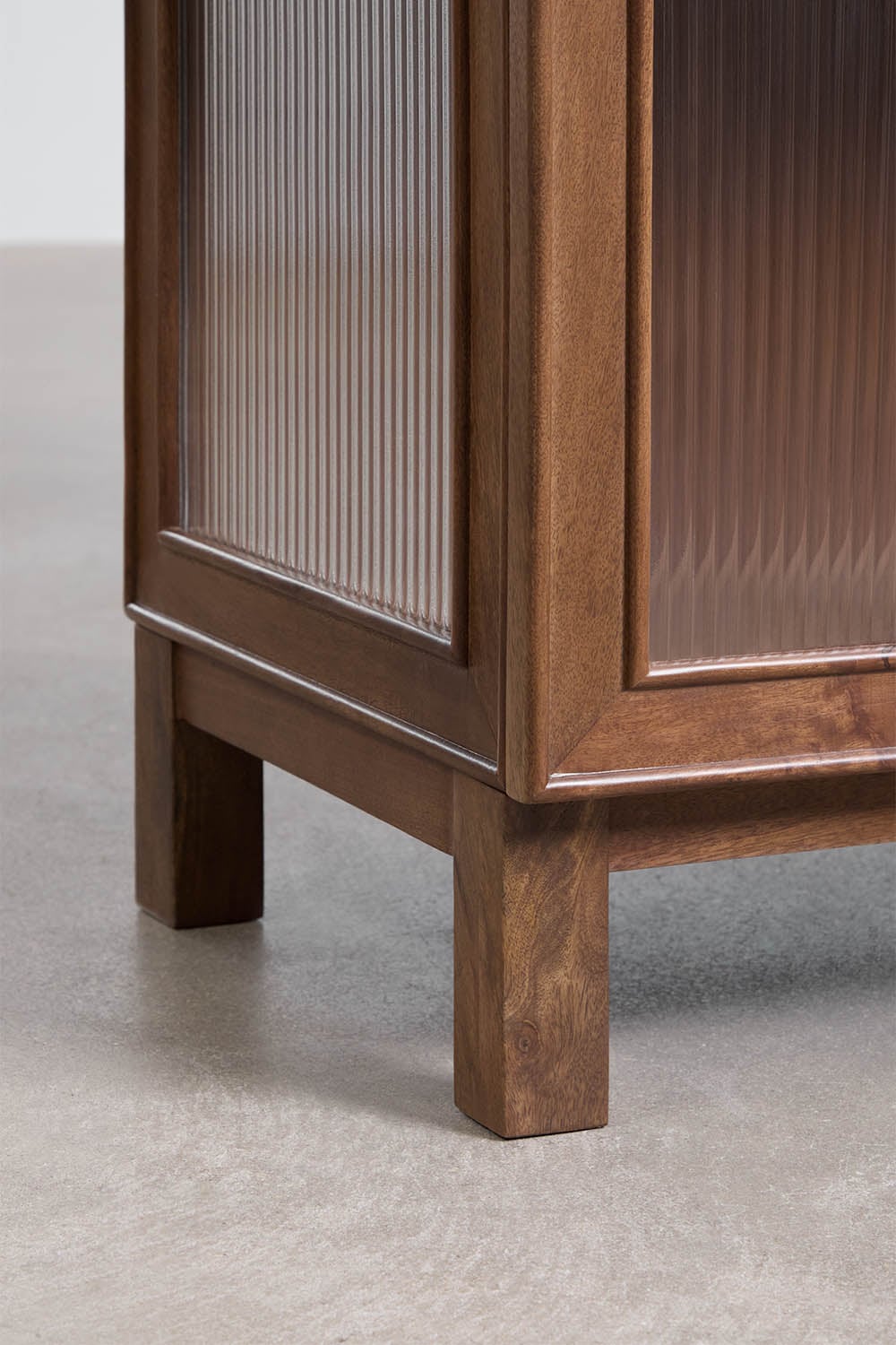 Vetrina in legno di mango e vetro Ildara, immagine della galleria 6