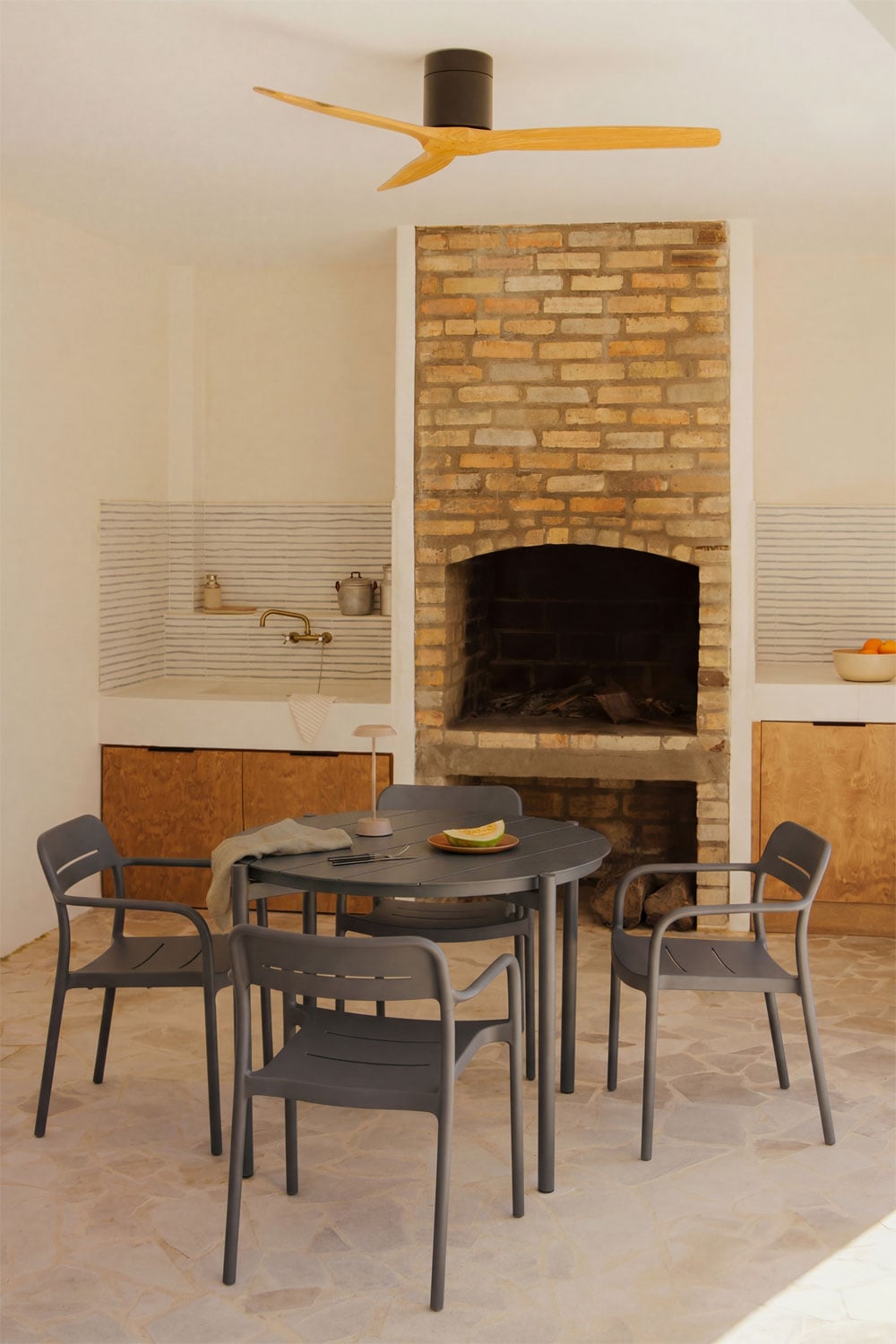 Tavolo da giardino rotondo Ø110 cm in alluminio Elton, immagine della galleria 1