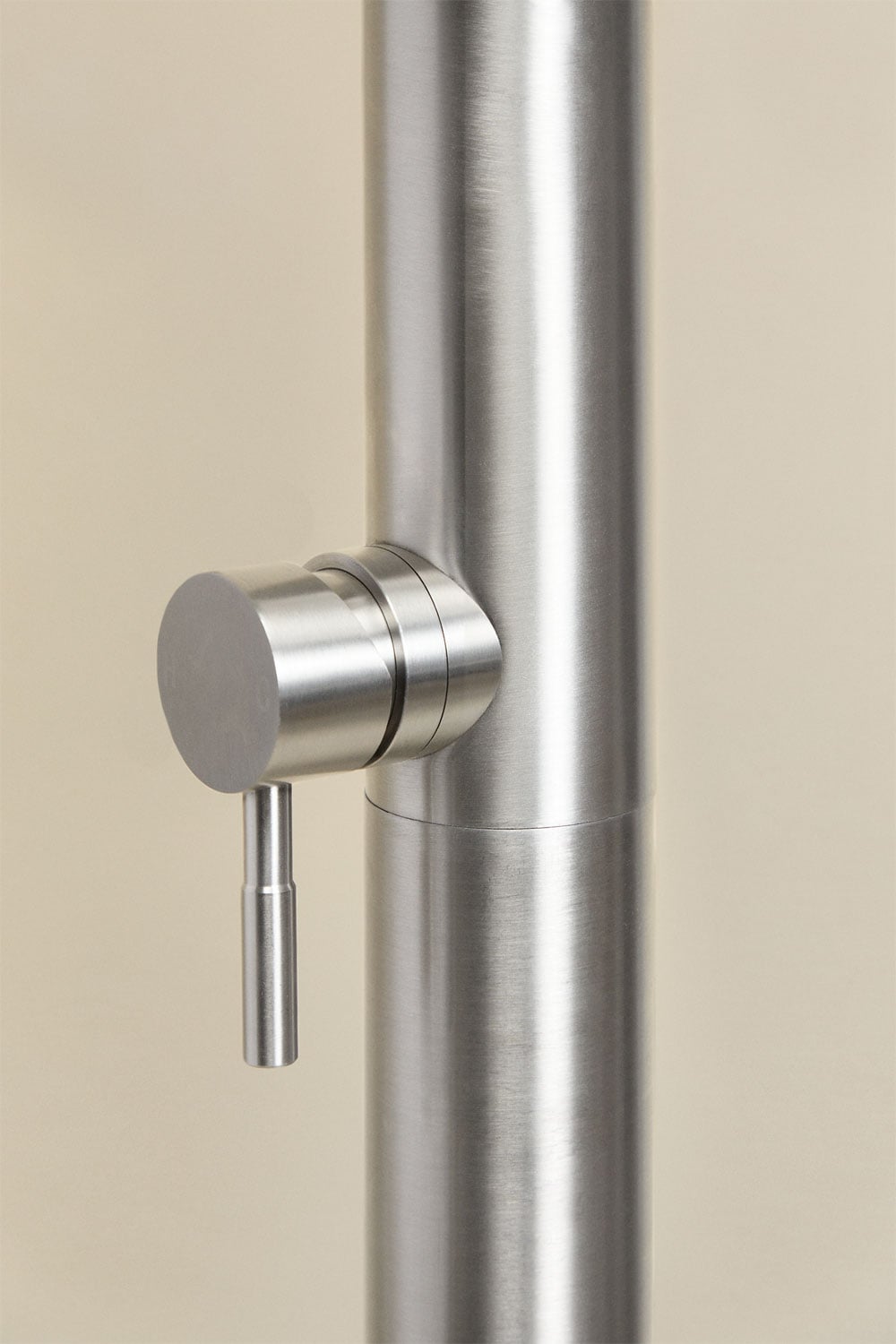 Doccia da esterno in acciaio inox Rodri, immagine della galleria 7