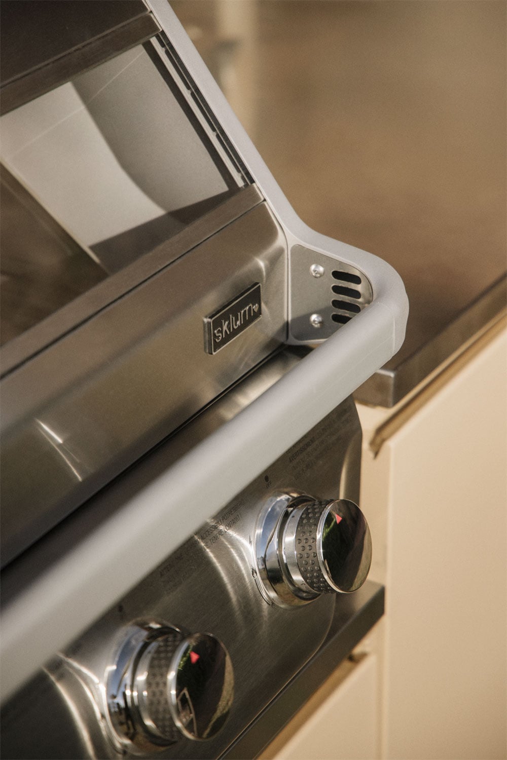 Cucina modulare angolare da esterno composta da 8 pezzi con lavello e barbecue a gas con 4 bruciatori in acciaio Rivana, immagine della galleria 2