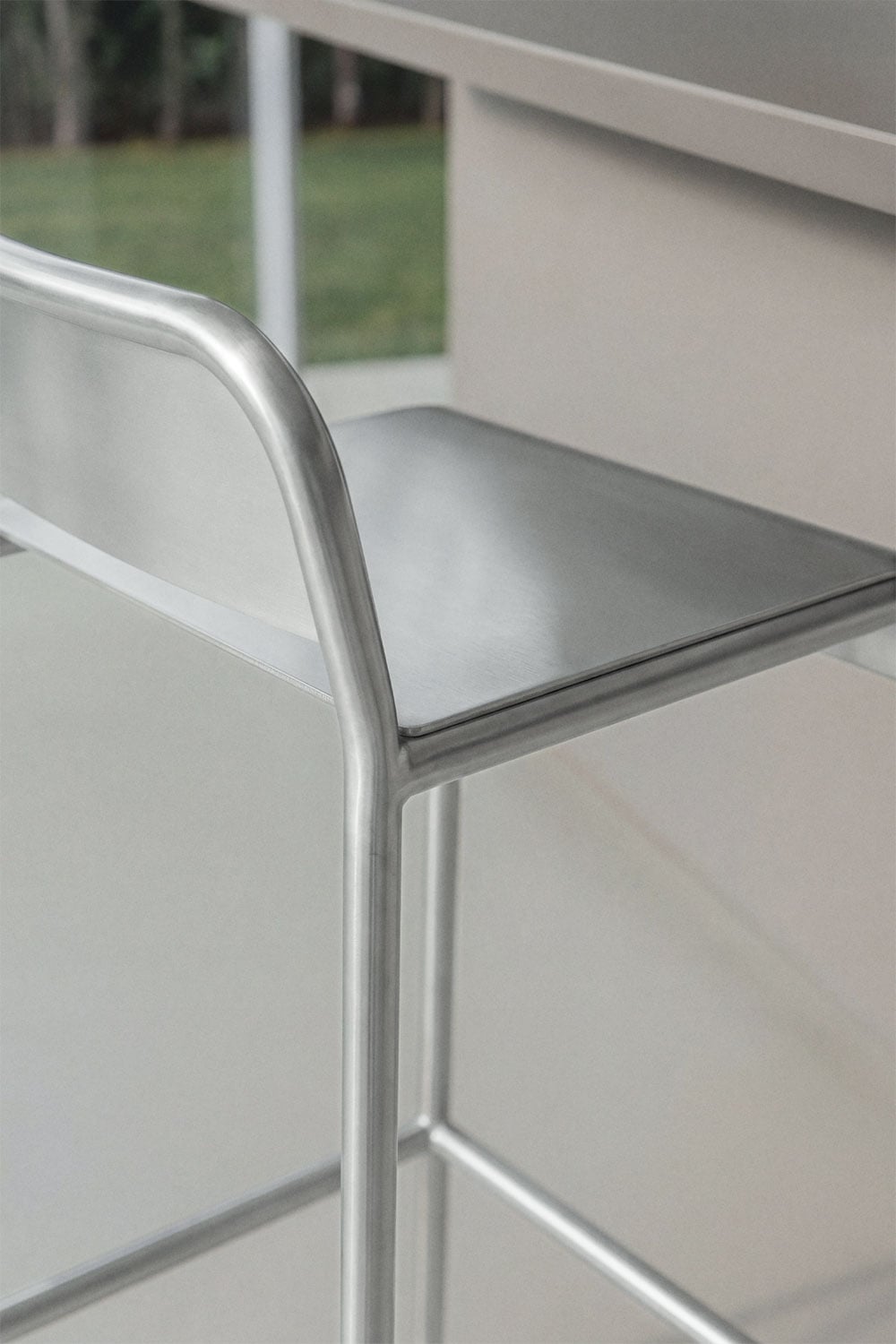 Set di 4 sgabelli alti in acciaio inox Narnial, immagine della galleria 2