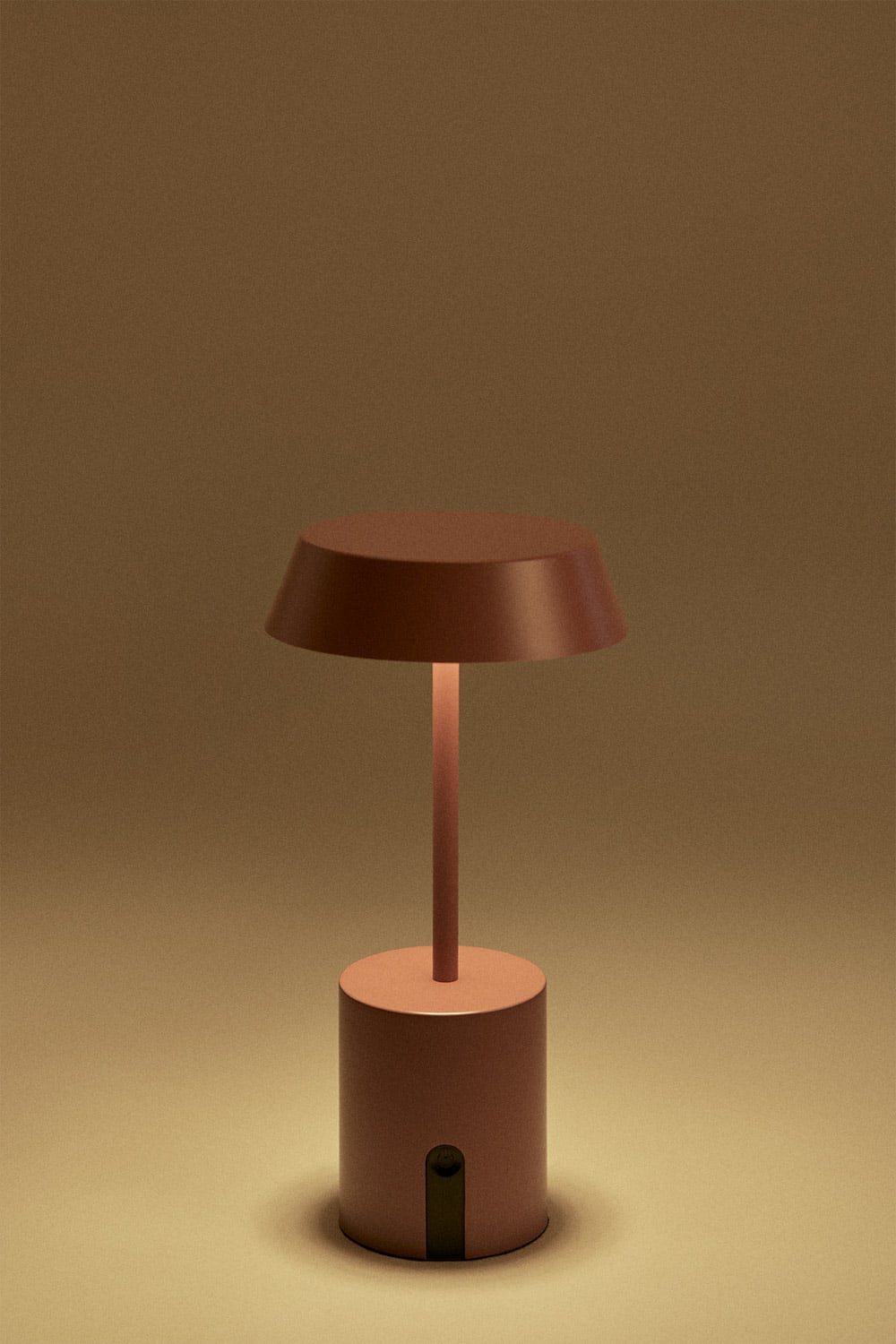 Lampada da tavolo LED wireless in alluminio Uliana, immagine della galleria 2