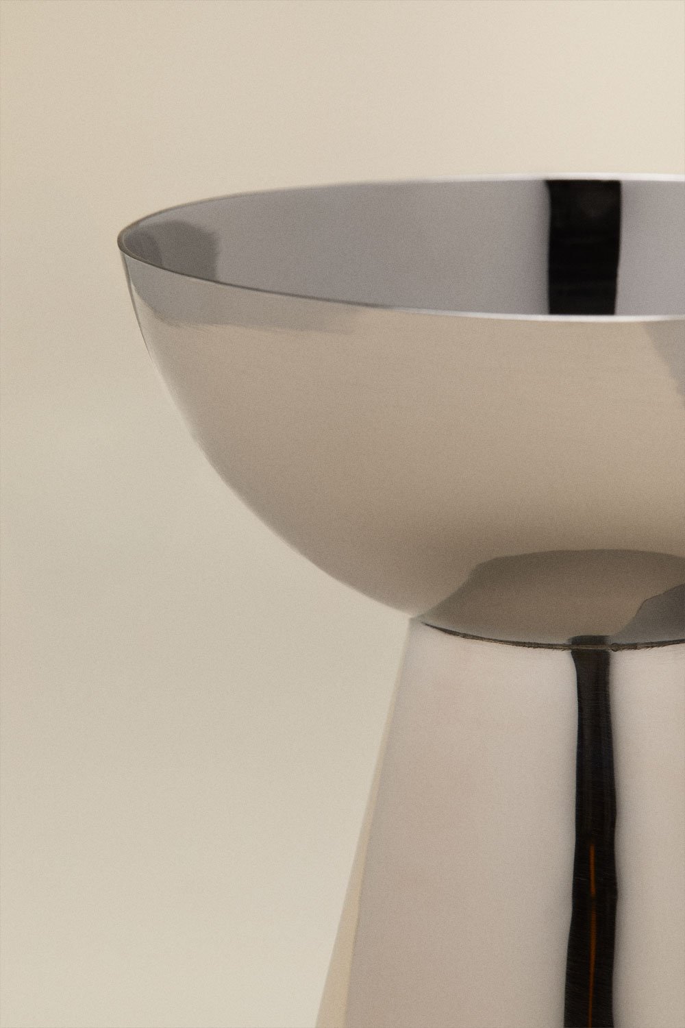 Set di 2 candelabri in acciaio inox Silentinan, immagine della galleria 2