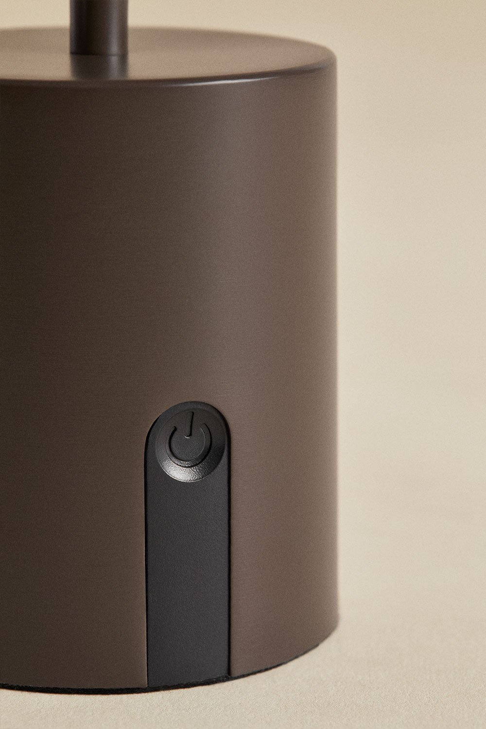 Lampada da tavolo LED wireless per esterni Uliana, immagine della galleria 6