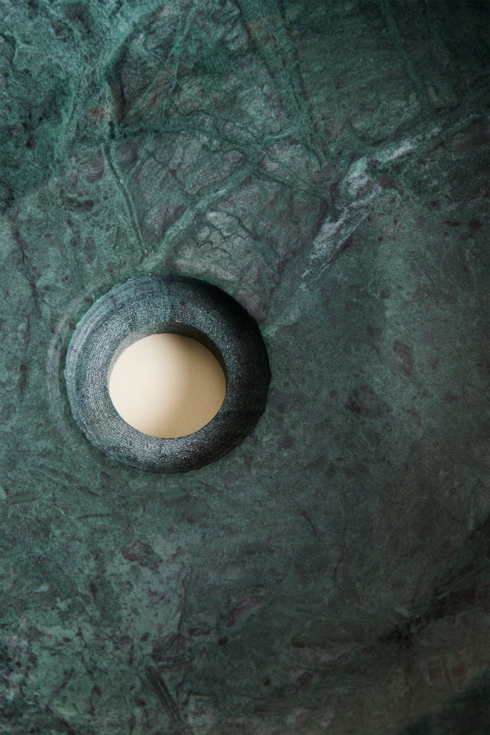 Lavabo rotondo Ø40 cm in pietra naturale Eskel, immagine della galleria 4