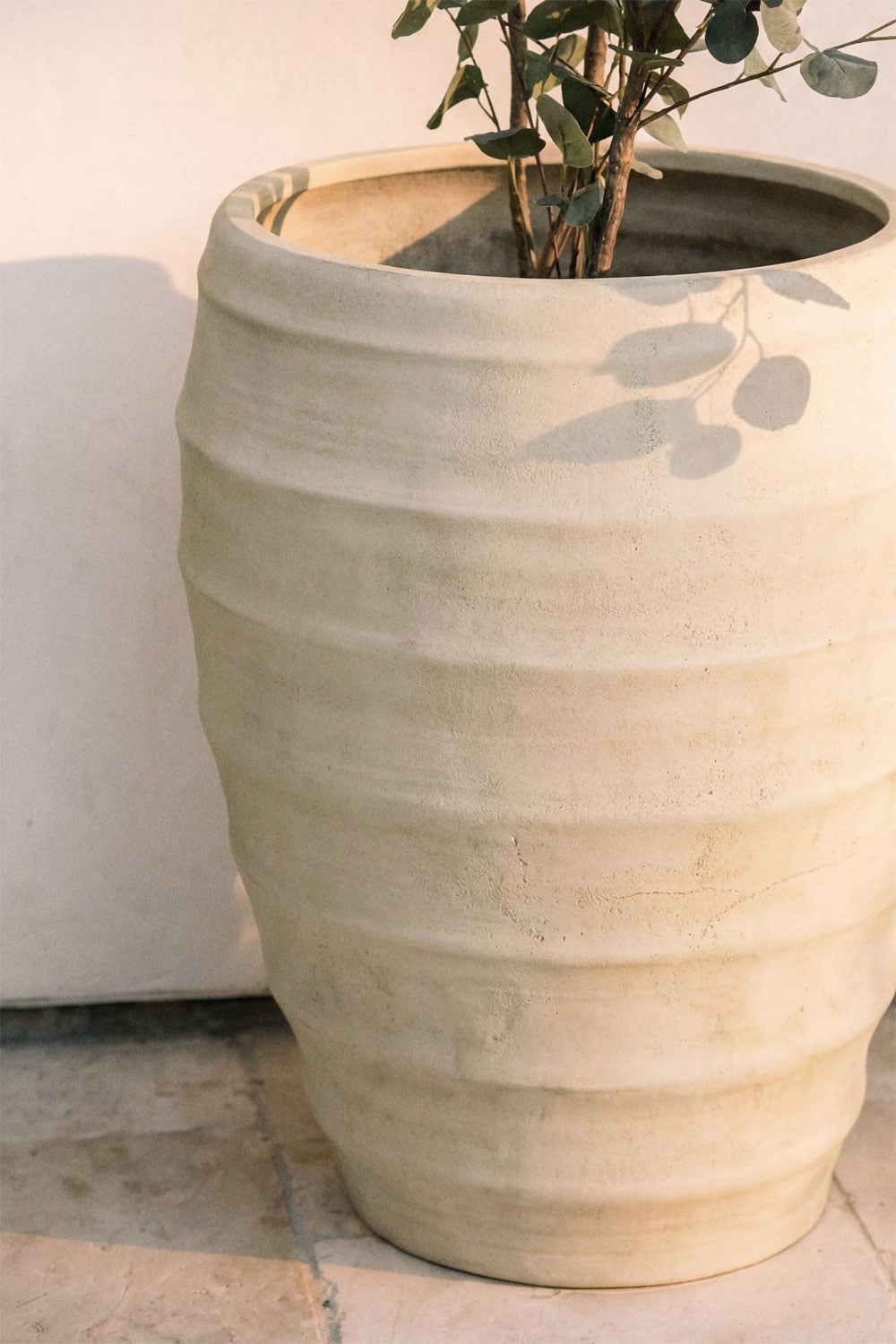 Vaso da esterno in cemento Gabe, immagine della galleria 2