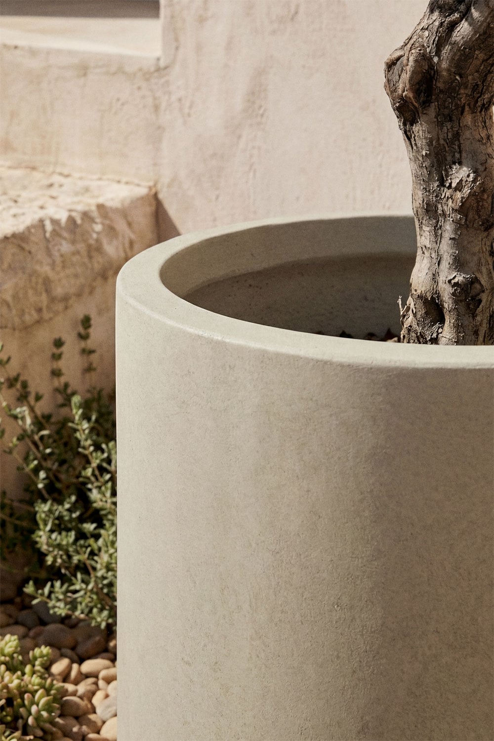 Vaso da esterno in cemento Aurevi, immagine della galleria 2