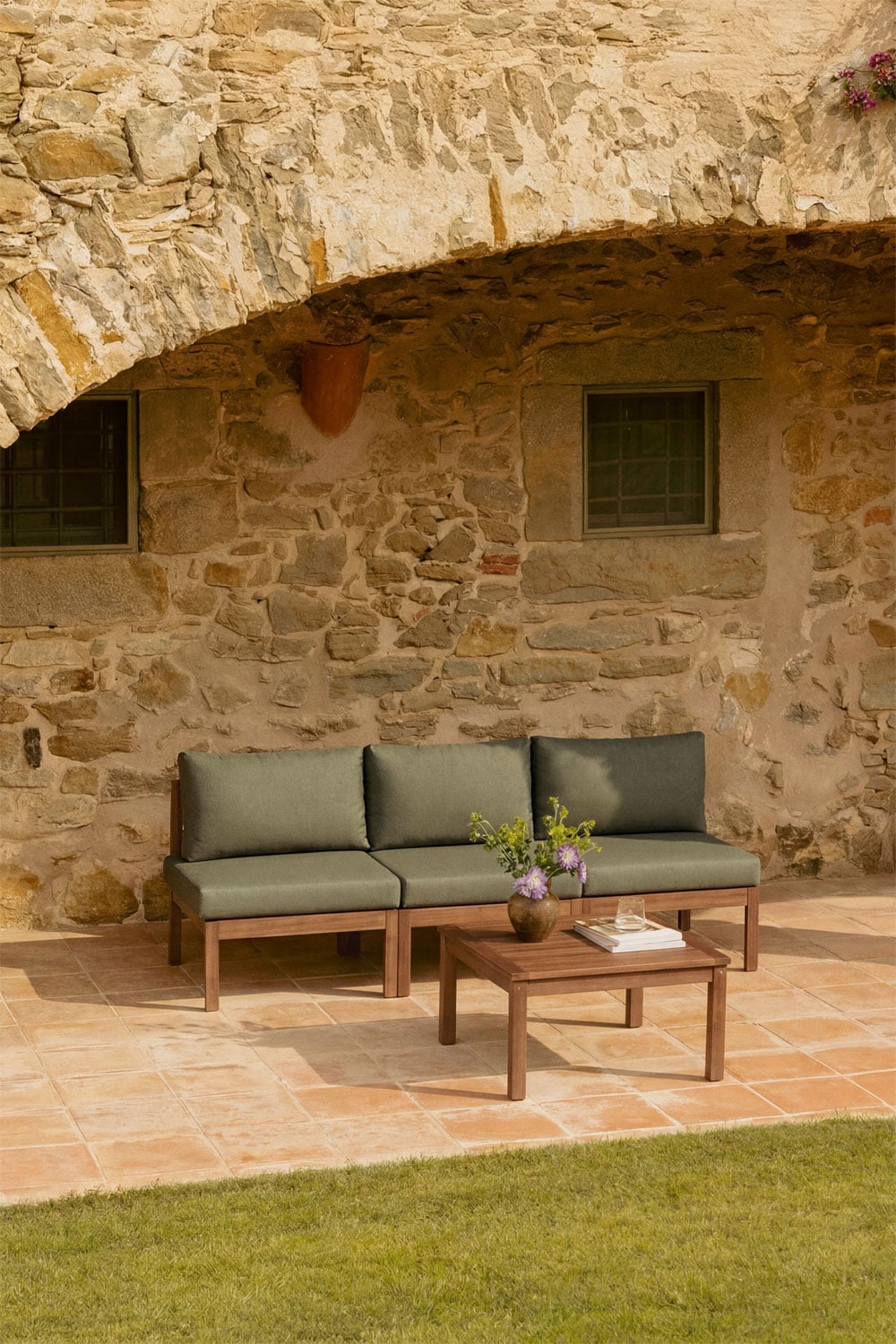 Set da giardino con divano modulare a 3 pezzi e tavolino in legno di acacia Branson, immagine della galleria 1