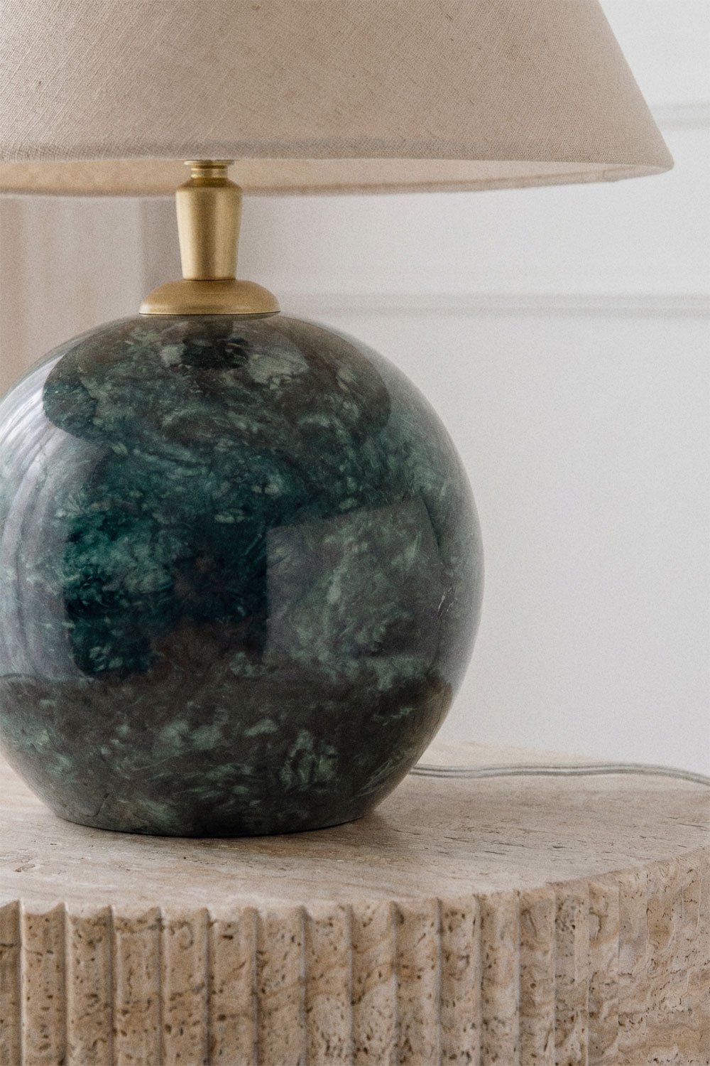 Lampada da tavolo in pietra naturale Marvexi, immagine della galleria 2