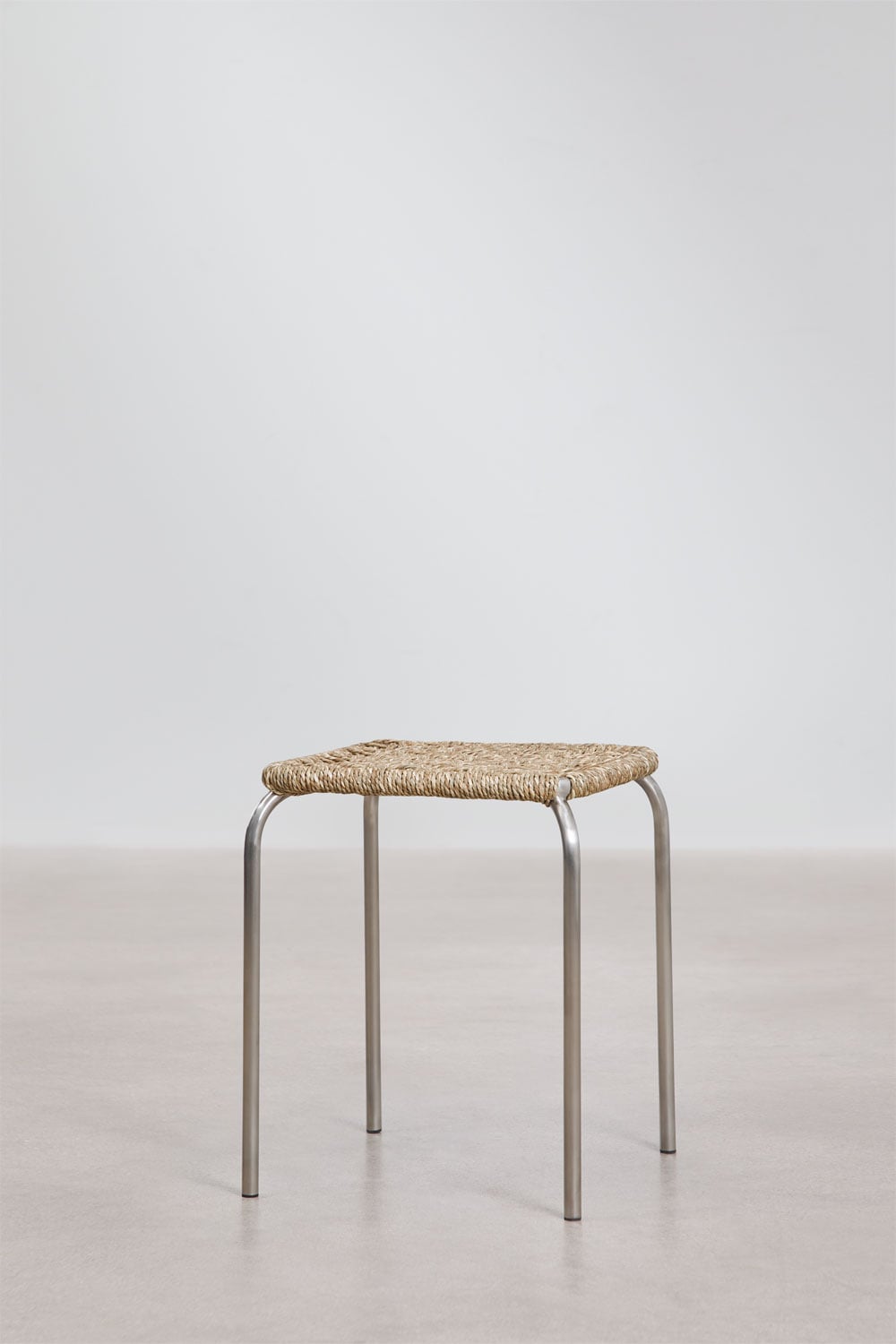 Sgabello basso impilabile in acciaio inox Narnial 45 cm, immagine della galleria 2