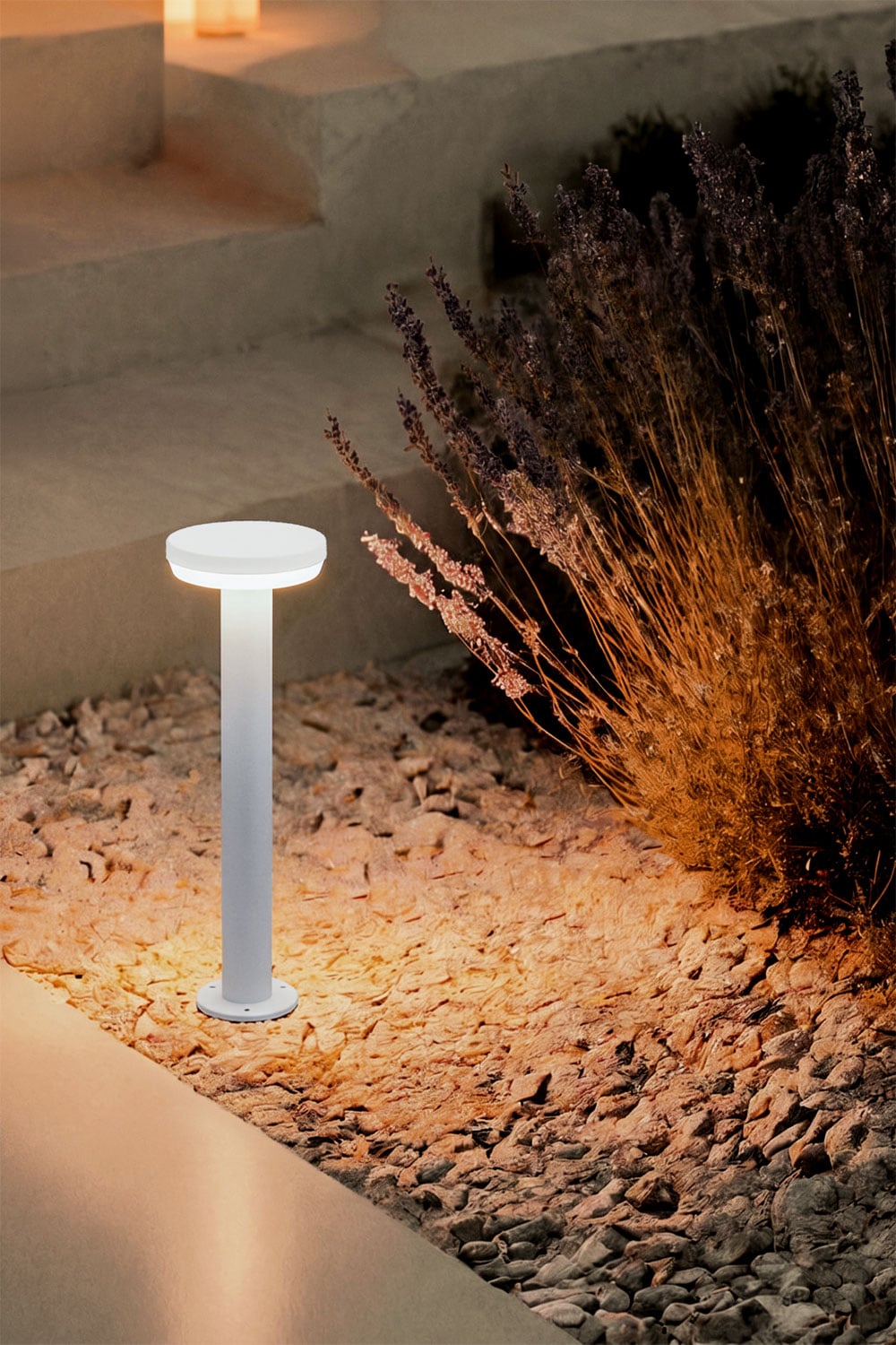 Baliza LED da esterno in acciaio inossidabile Ovint, immagine della galleria 1
