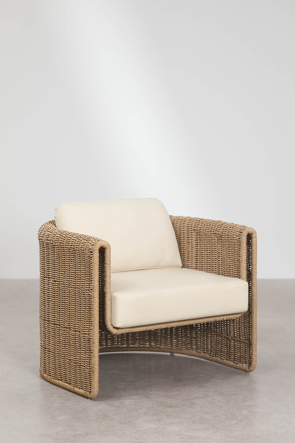 Set da salotto con 2 poltrone in acciaio e rattan sintetico Lina e tavolino rotondo Ø35 cm in cemento Fonelas, immagine della galleria 2