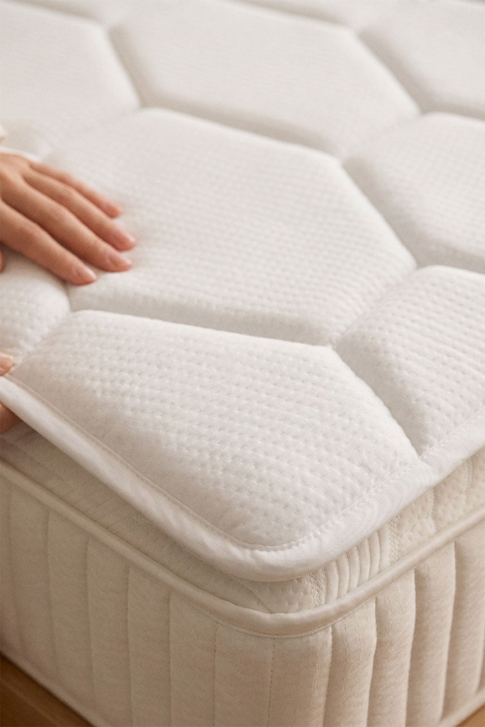 Topper in memory foam per materasso Solunai, immagine della galleria 2