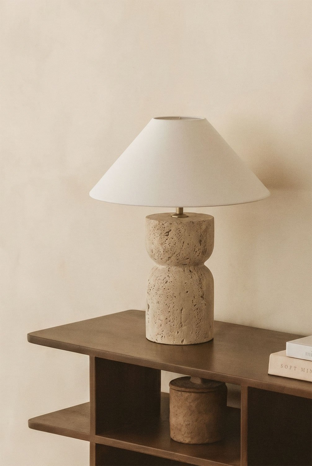 Lampada da tavolo in pietra naturale Diniz, immagine della galleria 1