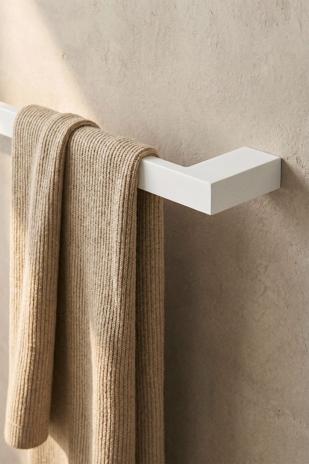 Portasciugamani da parete con barra da 60 cm per bagno in acciaio inossidabile bianco Olvam, immagine della galleria 2