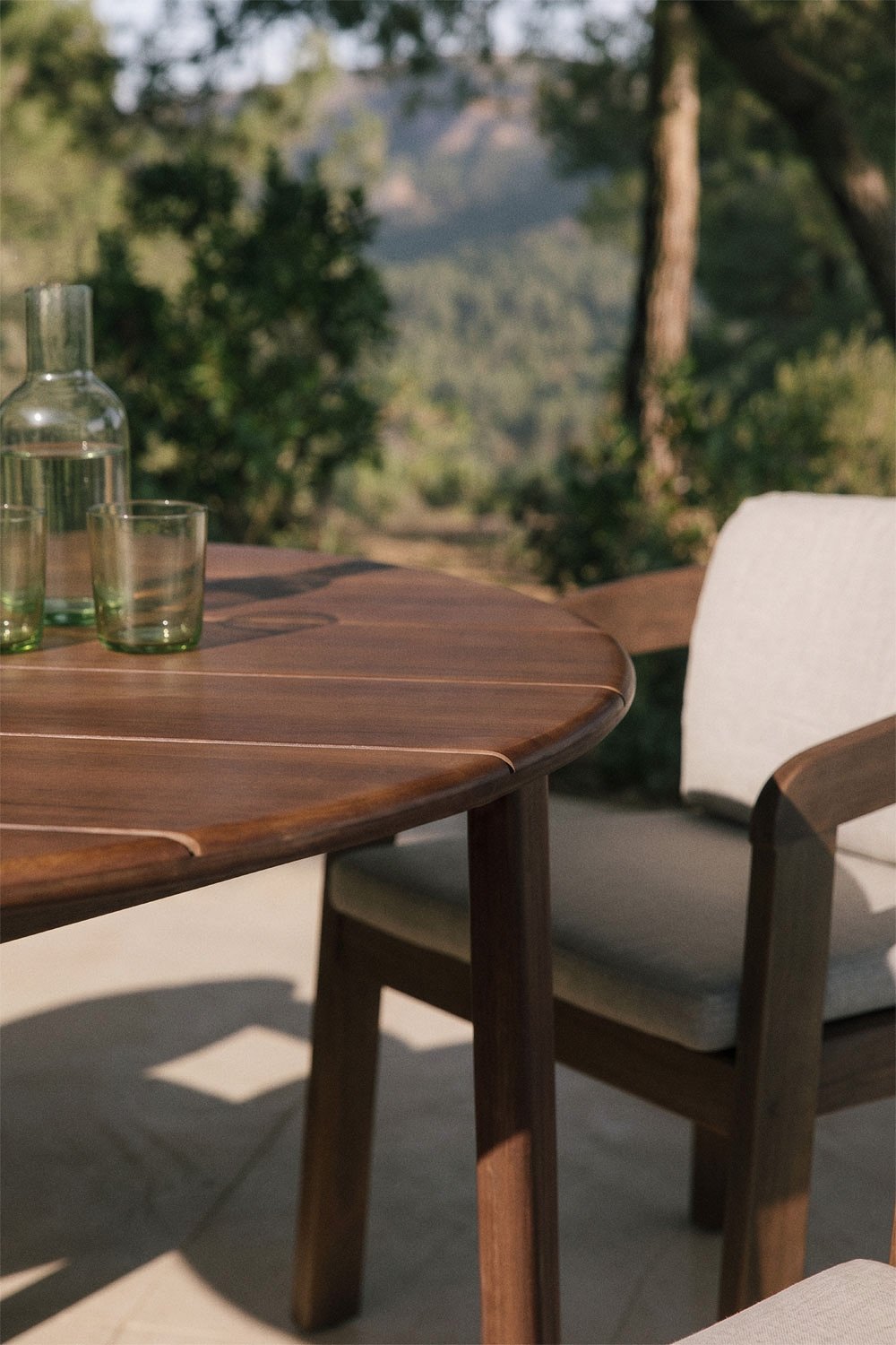 Tavolo da giardino rotondo Ø110 cm in legno di acacia Uleno, immagine della galleria 2