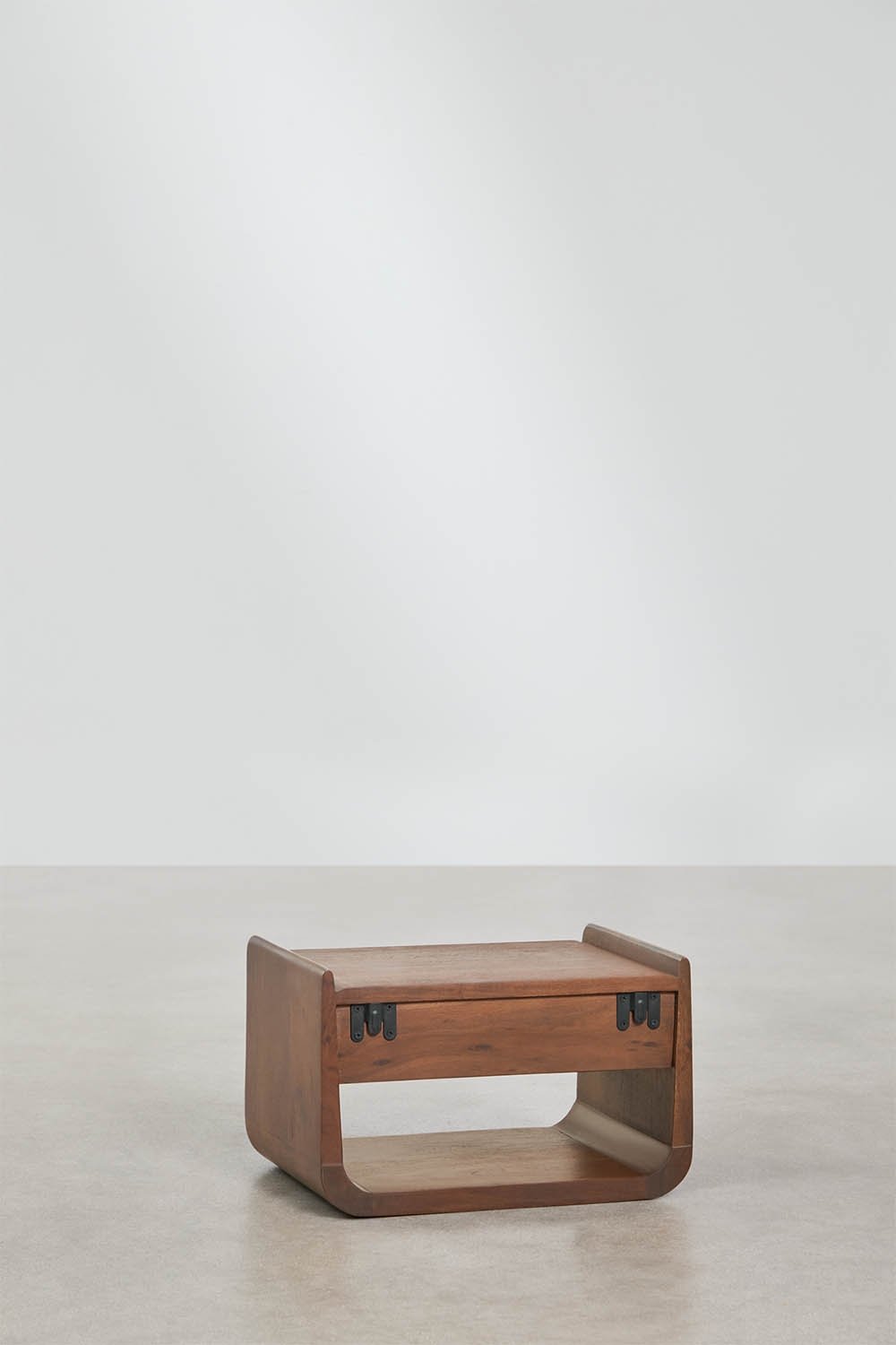 Comodino sospeso 40x30 cm in legno Tinsley, immagine della galleria 7