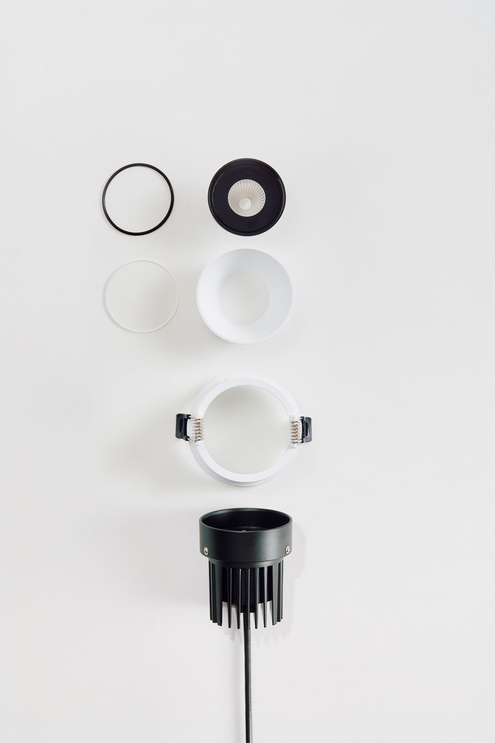 Pack da 2 downlight LED da incasso con cornici rotonde Ø7 cm per esterni in alluminio Orelva, imagen de galeria 6