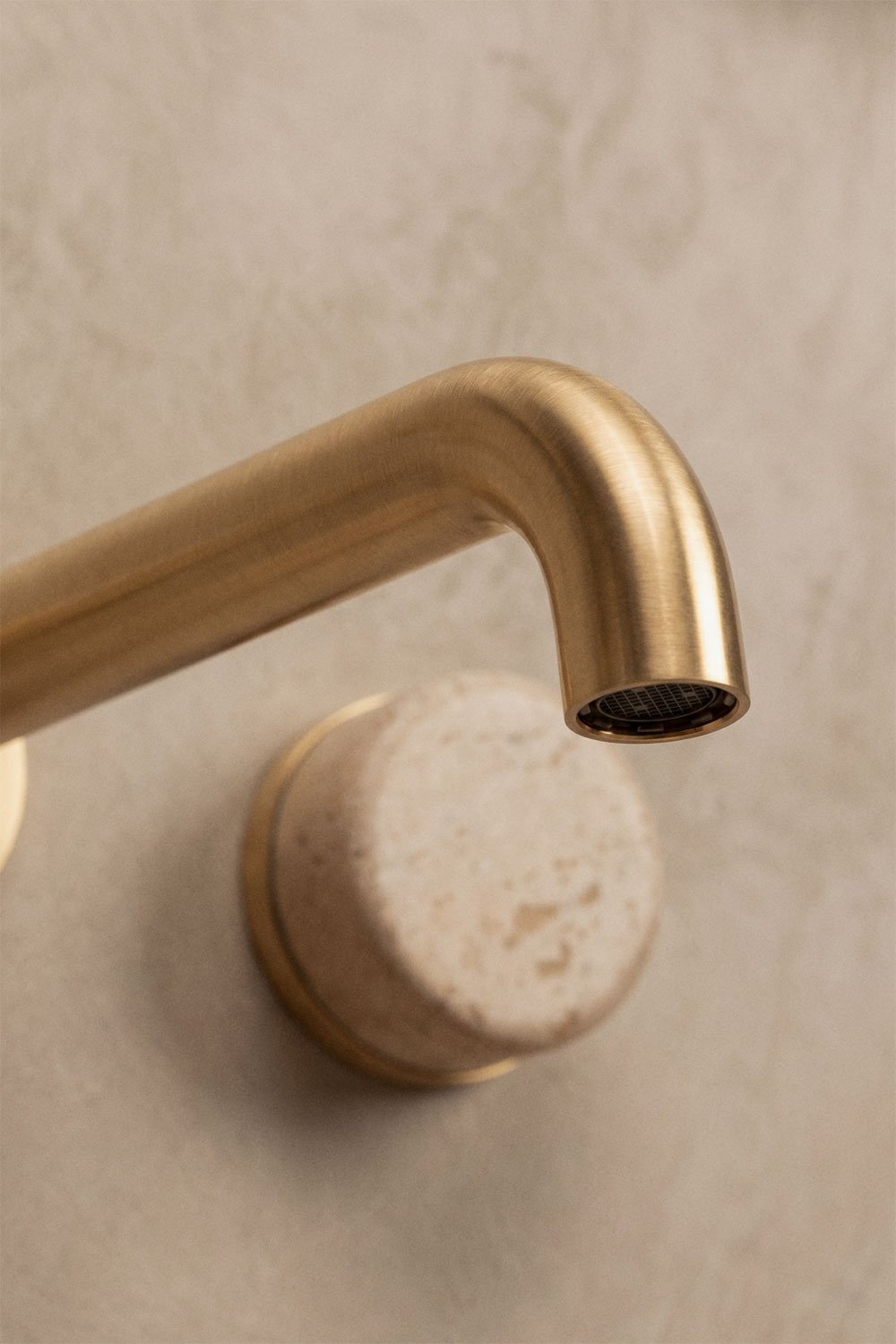 Rubinetto da lavabo incassato in ottone e pietra naturale Gilstoin, immagine della galleria 2