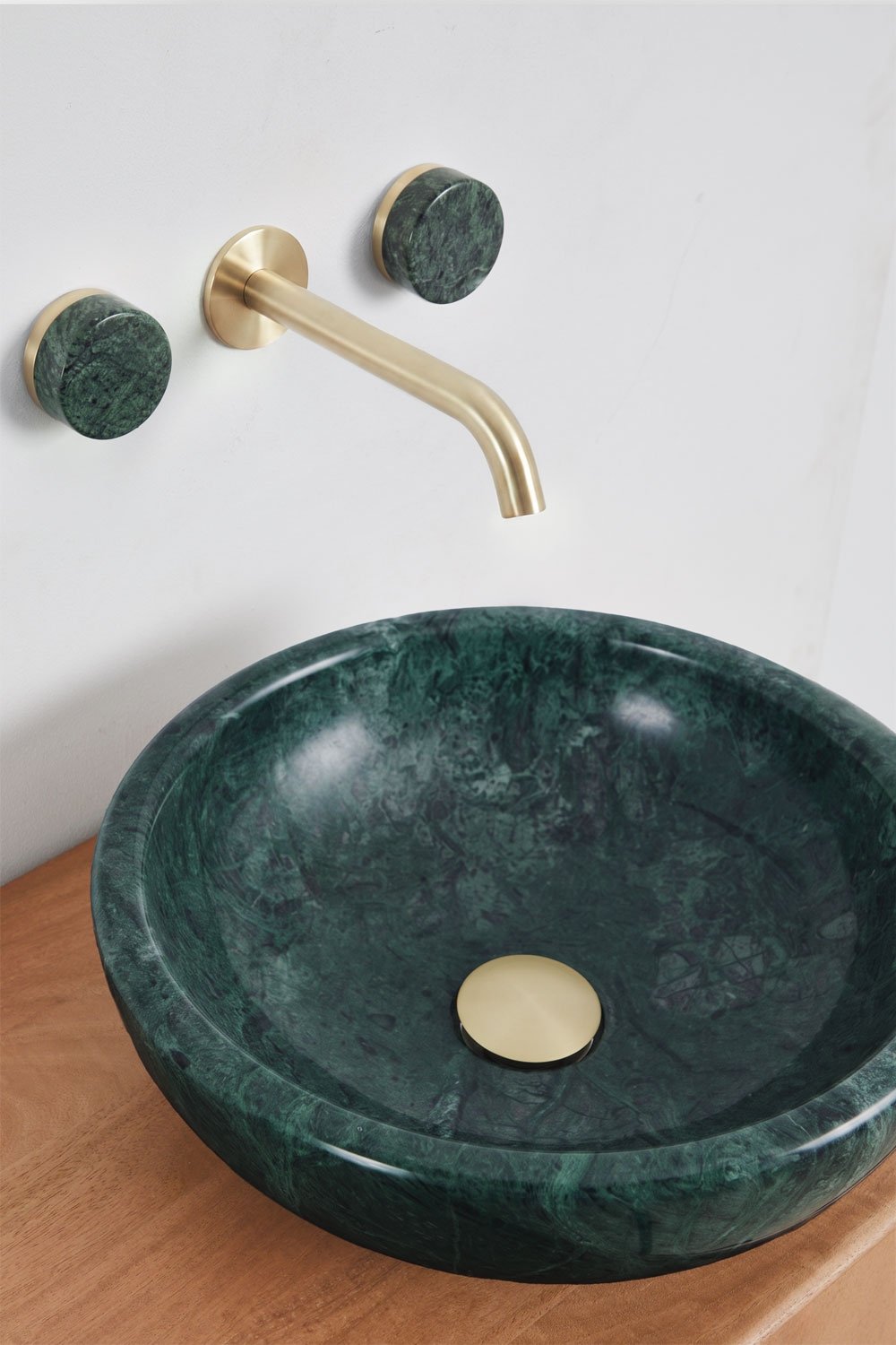 Set di mobili da bagno sospesi 95x45 cm in legno di mango e pietra naturale Kivalina, immagine della galleria 3