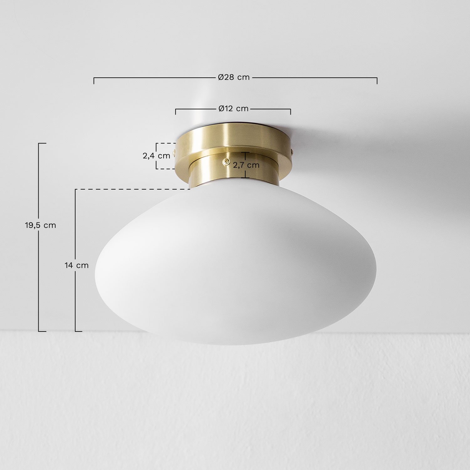 Plafondlamp in Glas Diribe, AFMETINGEN