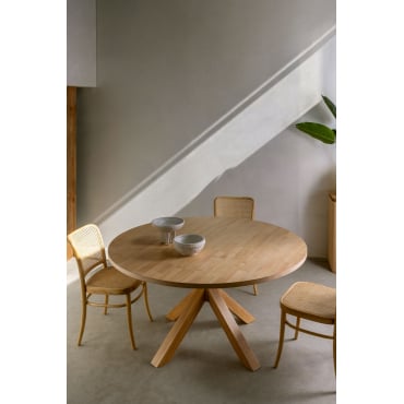 Ronde Eettafel In Mdf (ø140 Cm) Pleven Natuurlijk Hout - Sklum