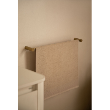 Devon Rvs Wandgemonteerde Handdoekhouder Met Stang (↔︎60 Cm) Goud - Sklum