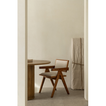 Set Van 4 Gestoffeerde Eetkamerstoelen Met Armleuningen In Lali Essenhout Ash Brown - Sklum