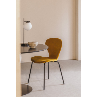 Set Van 2 Stapelbare Eetkamerstoelen Van Fluweel Mostaza & Zwart - Sklum