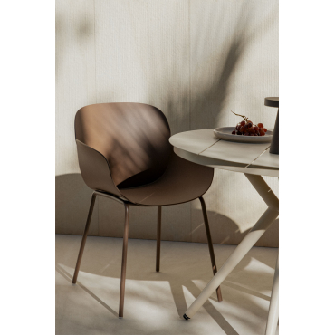 Set Van 2 Tuinstoelen Met Armleuningen Van Polypropyleen En Staal Lynette Bruin – Karamel - Sklum
