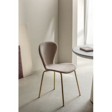 Set Van 4 Uit Gestoffeerde Stapelbare Eetkamerstoelen Licht Nude Bruin & Goud - Sklum