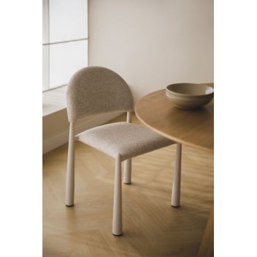 Nagore Gestoffeerde Eetkamerstoel Crèmebeige Boucléstof - Sklum