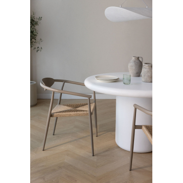 Set Van 2 Stapelbare Eetkamerstoelen Met Armleuningen In Aluminium En Synthetisch Rotan Marsha Bruin - Mokka - Sklum