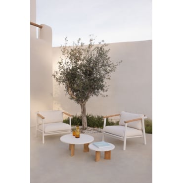 Tuinset Met 2 Fauteuils In Bouclé Stof En 2 Salontafels In Aluminium Yervin Bouclé Natuurlijke Kleuren - Sklum