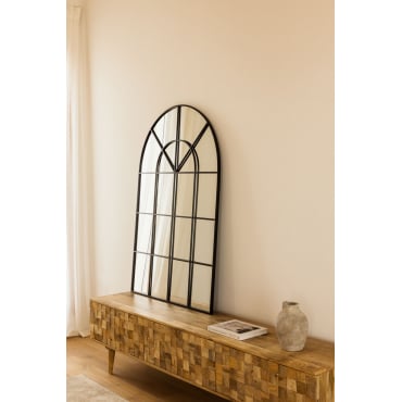 Paola Metalen Wandspiegel Met Raameffect (90x135 Cm) Zwart - Sklum