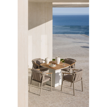 Set Van 90x90 Cm Vierkante Tafel In Aluminium En Inkeri Teakhout En 4 Tuinstoelen In Aluminium En Yervin Bouclé Stof Moka Bruine Bouclé Stof - Sklum