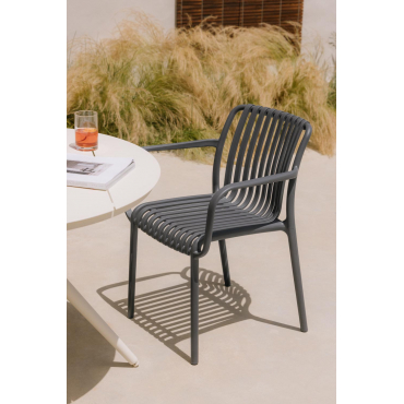 Wendell Polypropyleen Tuinstoel Met Armleuningen Grijs – Grafiet - Sklum