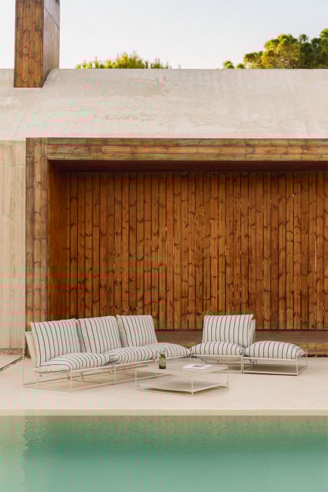 Tuinset met 4-delige modulaire bank, bijzettafel en om te bouwen poef Amaro - Tapioca beige - Marine blauw