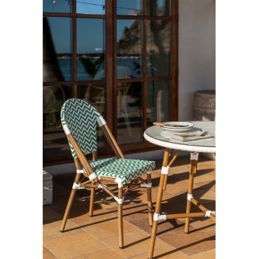 Set Van 2 Brielle Bistro Aluminium Stapelbare Tuinstoelen Groen – Kool - Gardenia Wit - Sklum