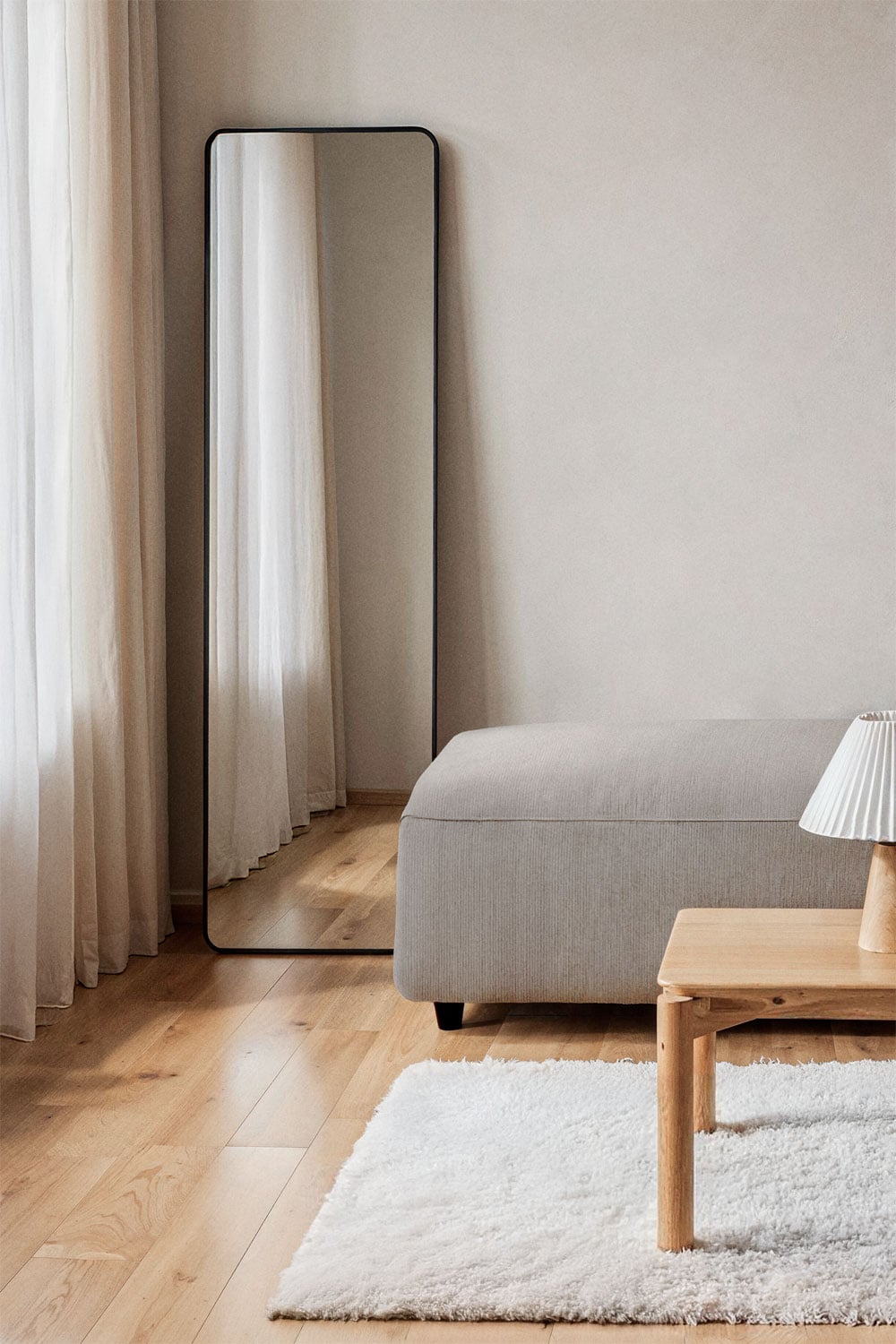 SONGMICS Full length spiegel, 150 x 40 cm, rechthoek, full-body spiegel met standaard, frame van aluminiumlegering, gehard glas, voor slaapkamer, woonkamer, garderobe, inktzwart LFM034B01