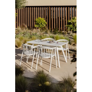 Rechthoekige Tafelset 135x80 Cm Van Scand Polypropyleen En 4 Ivor Tuinstoelen Met Armleuningen Wit - Sklum