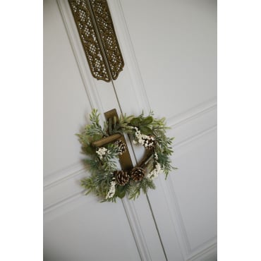 Decoratieve Kerstkrans Ø25 Cm Met Dennenappels Hollis Donkergroen - Sklum