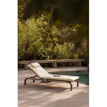 Set Van 2 Verstelbare Ligstoelen Van Acaciahout Met Dubai-kussen Gardenia Wit & Donker Acaciabruin - Sklum