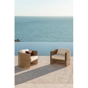 Set Van 2 Tuinstoelen Van Staal En Synthetisch Riet Lina Stof Gardenia Wit - Sklum
