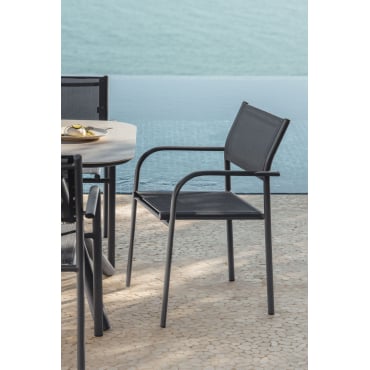 Set Van 4 Stapelbare Tuinstoelen Met Armleuningen Van Aluminium Olenia Grijs – Grafiet - Sklum